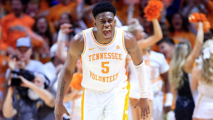 admiral-schofield-volunteers-nba-draft-board.jpg